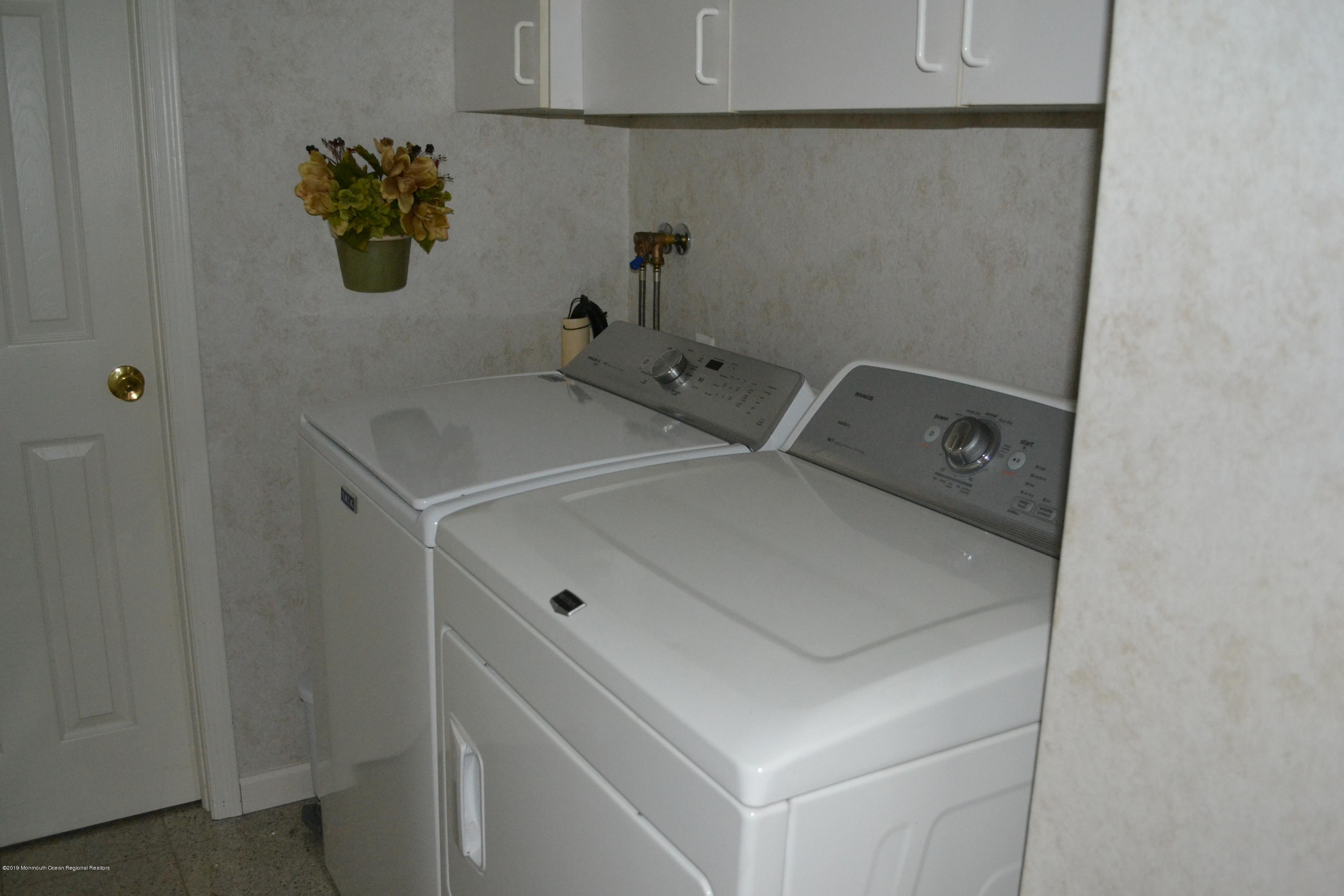 1 Walling Road Freehold, NJ 07728 - Photo 15 of 45 15