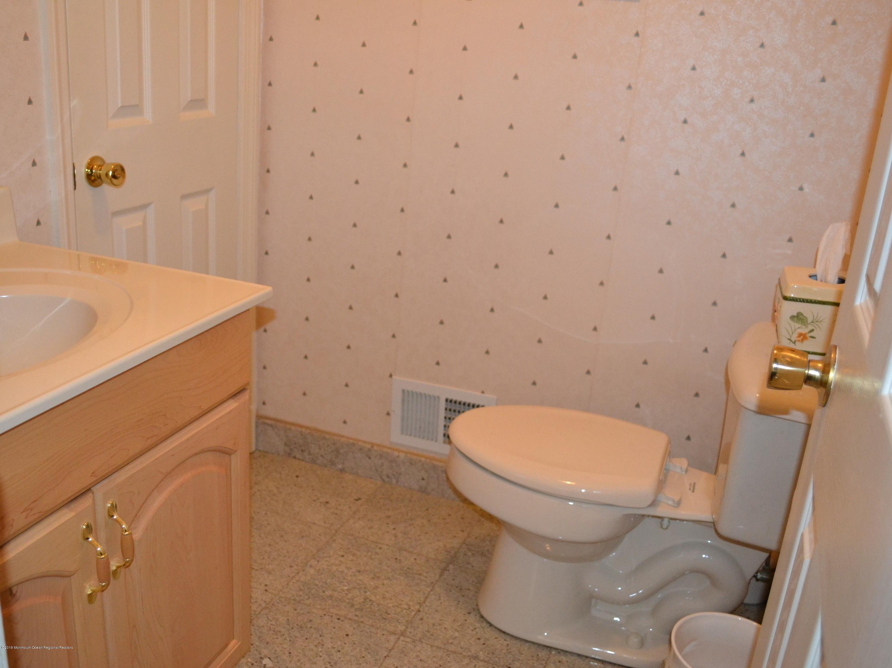 1 Walling Road Freehold, NJ 07728 - Photo 16 of 45 16