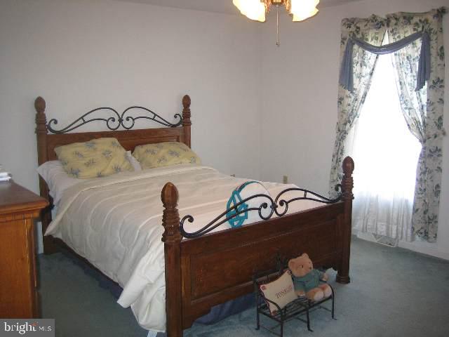 194 Big Spring Road Etters, PA 17319 - Photo 5 of 9 Gallery Image 5