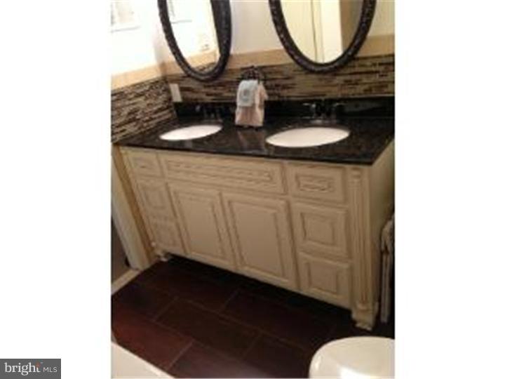 9708 Laramie Road Philadelphia, PA 19115 - Photo 11 of 19 Bathroom