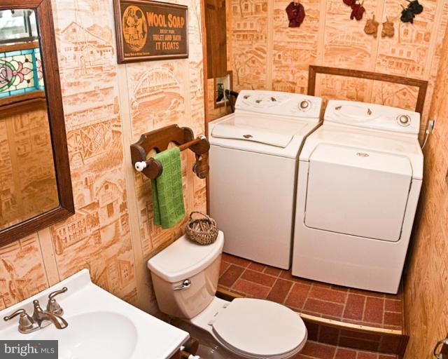 876 Sycamore Hill Road Severn, MD 21144 - Photo 20 of 30 Laundry Area 1