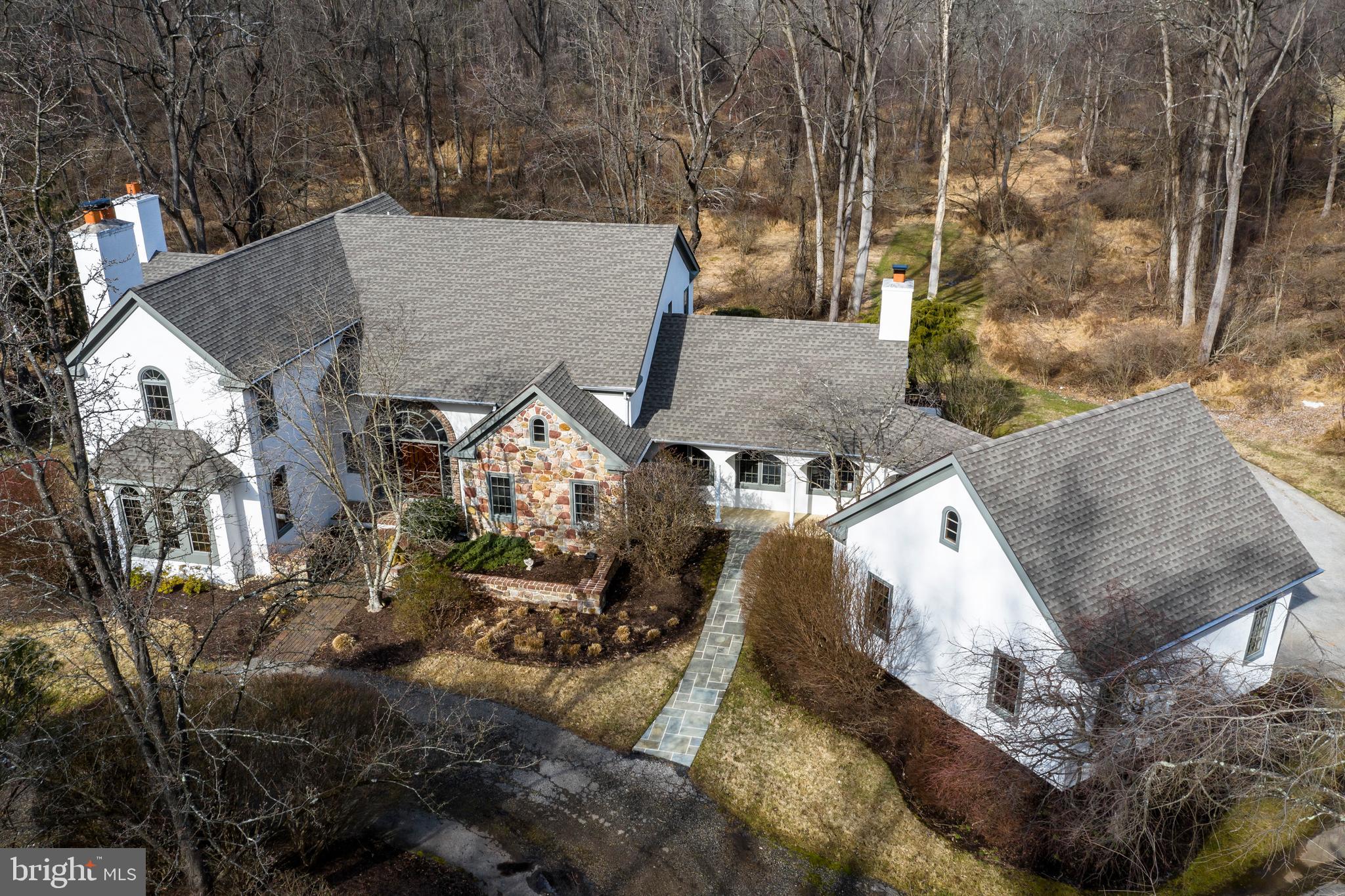 392 Merlin Road Phoenixville, PA 19460 - Photo 2 of 41