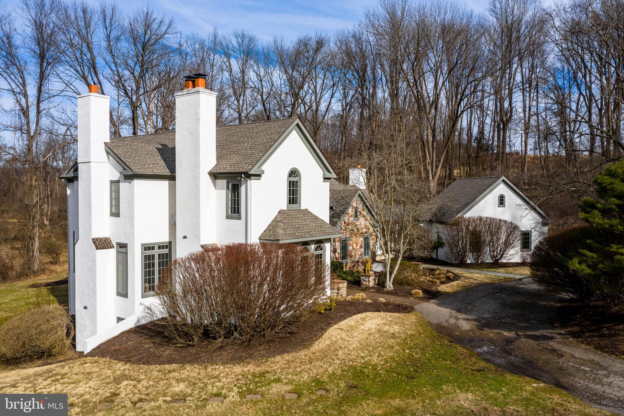 392 Merlin Road Phoenixville, PA 19460 - Photo 3 of 41