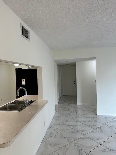 955 Dotterel Road, Unit 2509 Delray Beach, FL 33444 - Photo 15 of 53 Dining area Directly off Kitchen