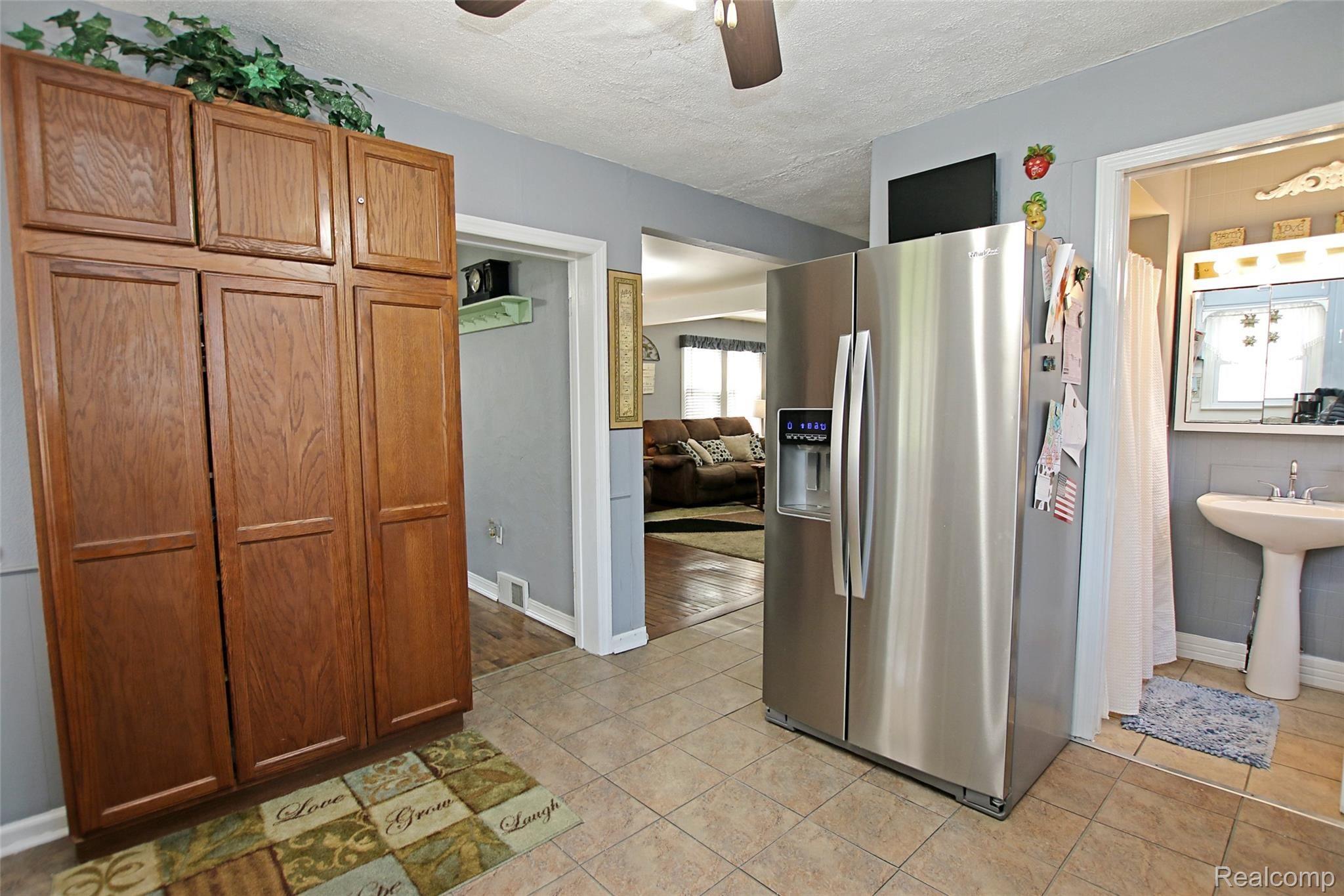 6363 Gale Road Atlas, MI 48411 - Photo 10 of 46 10) Kitchen.jpg