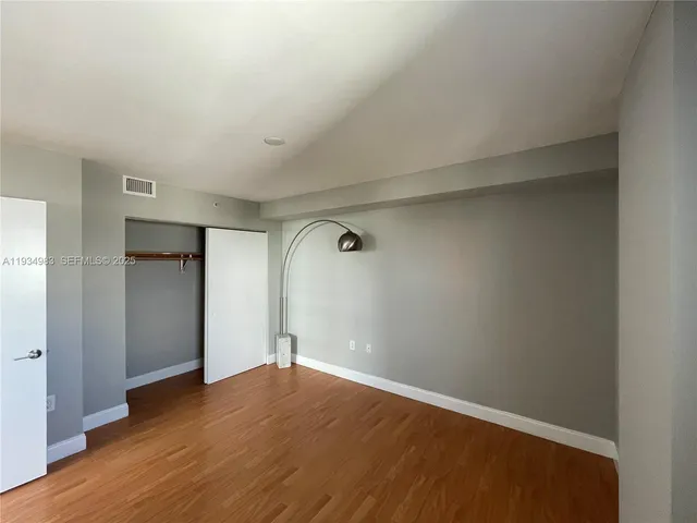 $2,600 | 2740 Southwest 28th Terrace, Unit 702, Miami, FL 33133