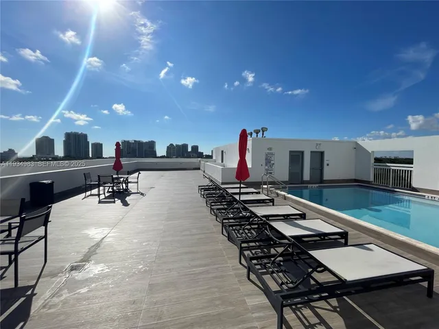 $2,600 | 2740 Southwest 28th Terrace, Unit 702, Miami, FL 33133