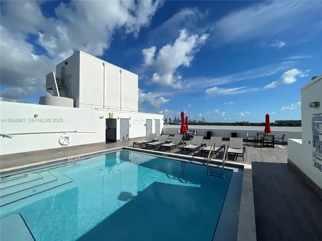 $2,600 | 2740 Southwest 28th Terrace, Unit 702, Miami, FL 33133