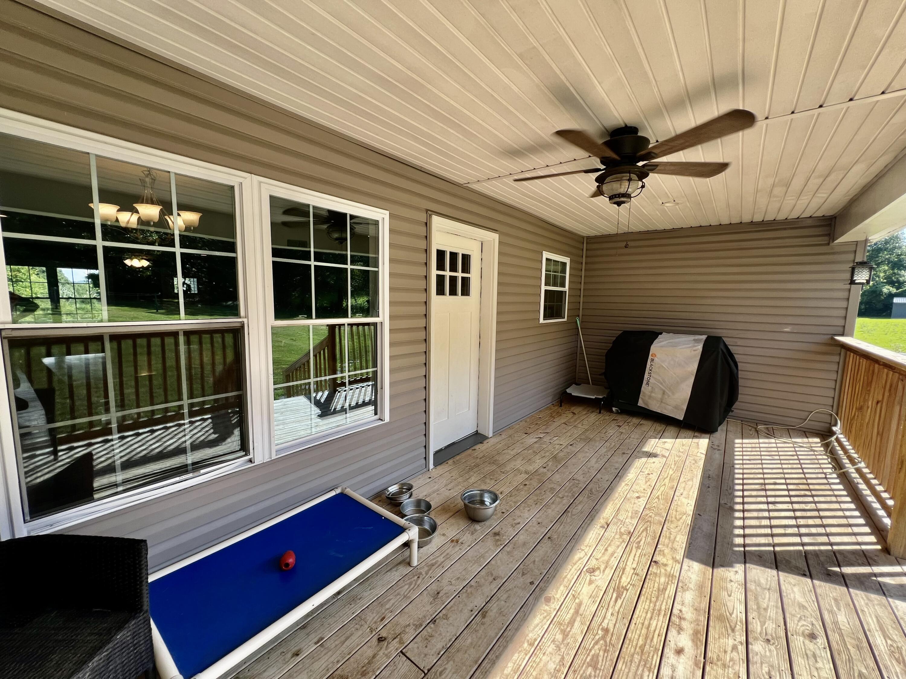 443 Grace Loop Road Mount Vernon, KY 40456 - Photo 11 of 67 IMG_2399