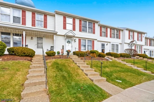 $299,000 | 35 Liberty Lane, Franklin, NJ 07416