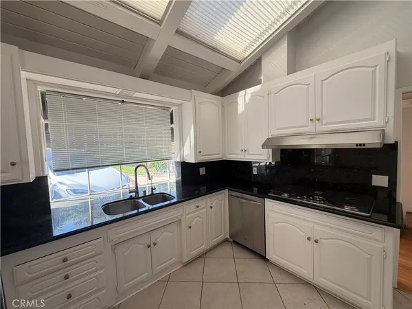 $8,300 | 2415 VÃa Sonoma, Palos Verdes Estates, CA 90274