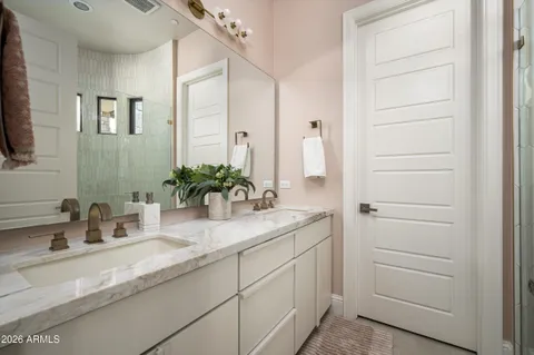 $7,750,000 | 8700 North 55th Place, Paradise Valley, AZ 85253