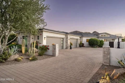 $7,995,000 | 8700 North 55th Place, Paradise Valley, AZ 85253