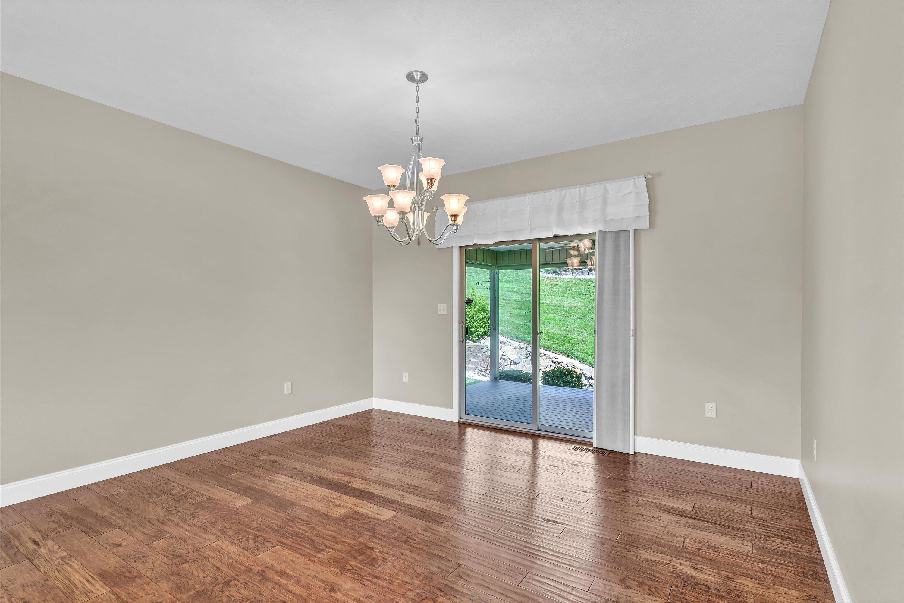 2411 Starboard Crest Road Morristown, TN 37814 - Photo 10 of 63 12-2411 Starboard Crest Rd-12