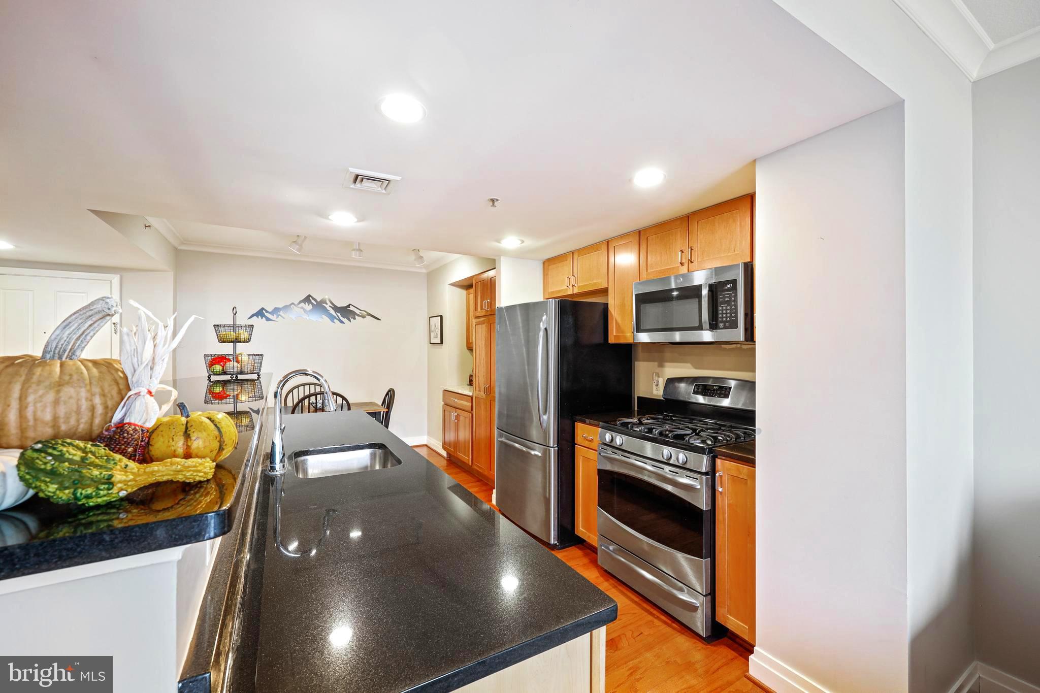 414 Water Street, Unit 1108 Baltimore, MD 21202 - Photo 12 of 44