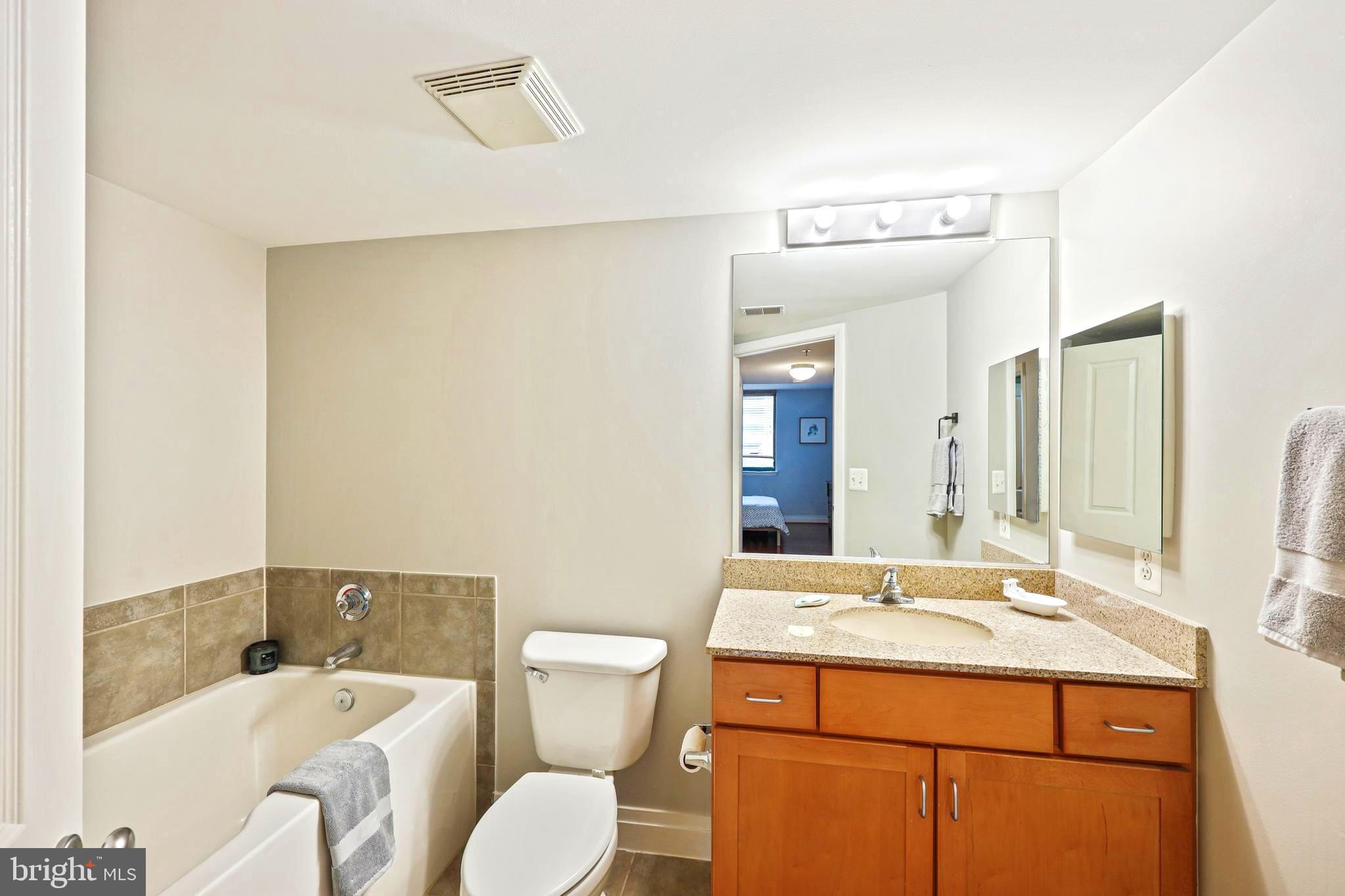 414 Water Street, Unit 1108 Baltimore, MD 21202 - Photo 24 of 44