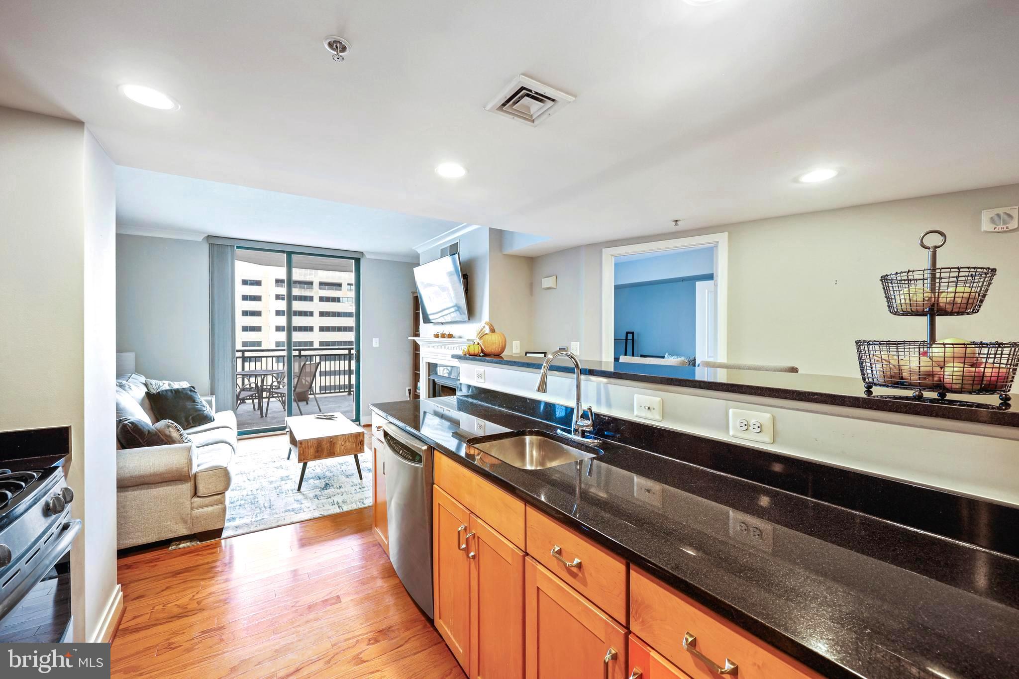 414 Water Street, Unit 1108 Baltimore, MD 21202 - Photo 9 of 44