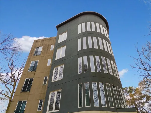 $280,000 | 140 Alden Avenue Northwest, Unit 201, Atlanta, GA 30309