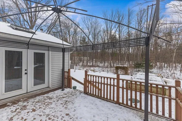 $435,000 | 204 Meadow Drive, Colchester, VT 05446