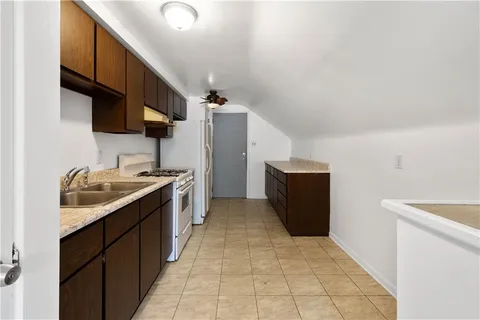 $140,000 | 912 Hillsboro Street, Pittsburgh, PA 15204