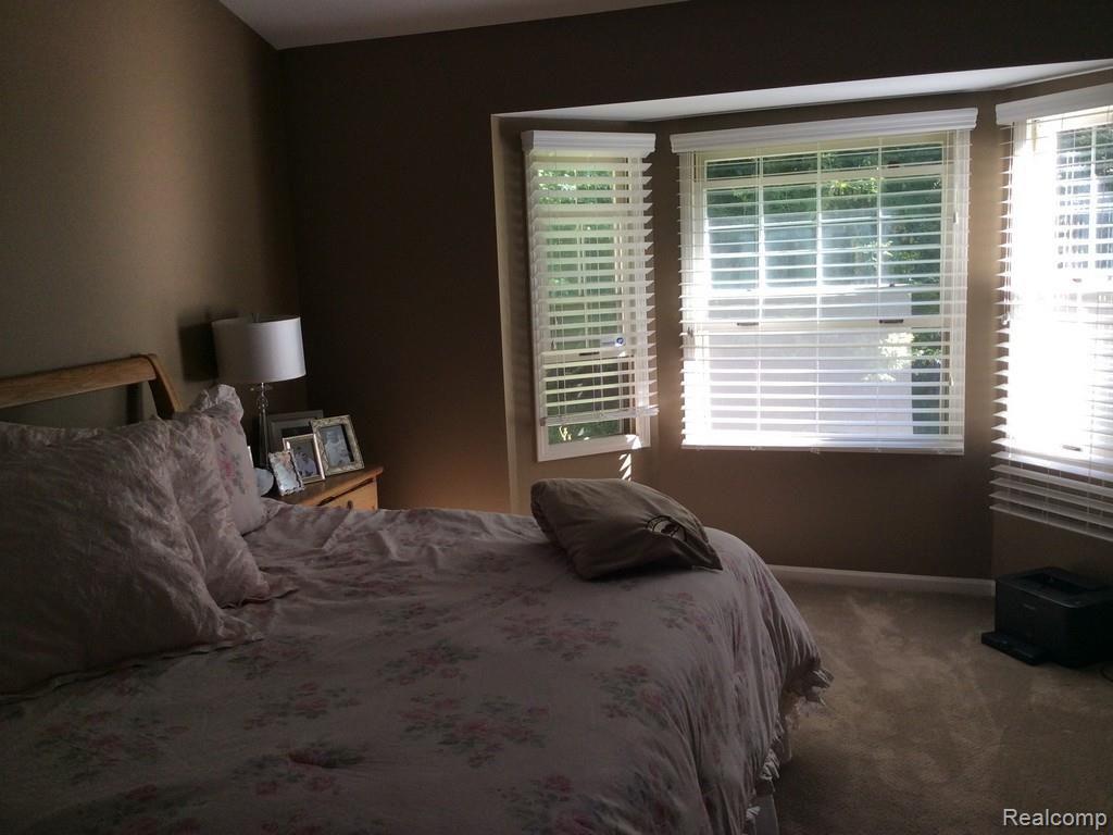 1210 Valley Circle, Unit 10 Rochester, MI 48309 - Photo 4 of 11 photo 1.jpg