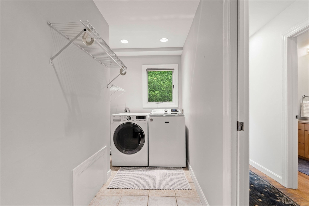 53 Gerald Road Marblehead, MA 01945 - Photo 31 of 42 a utility room with dryer and washer