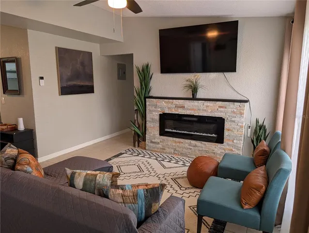 $2,700 | 615 Mimosa Terrace, Sanford, FL 32773