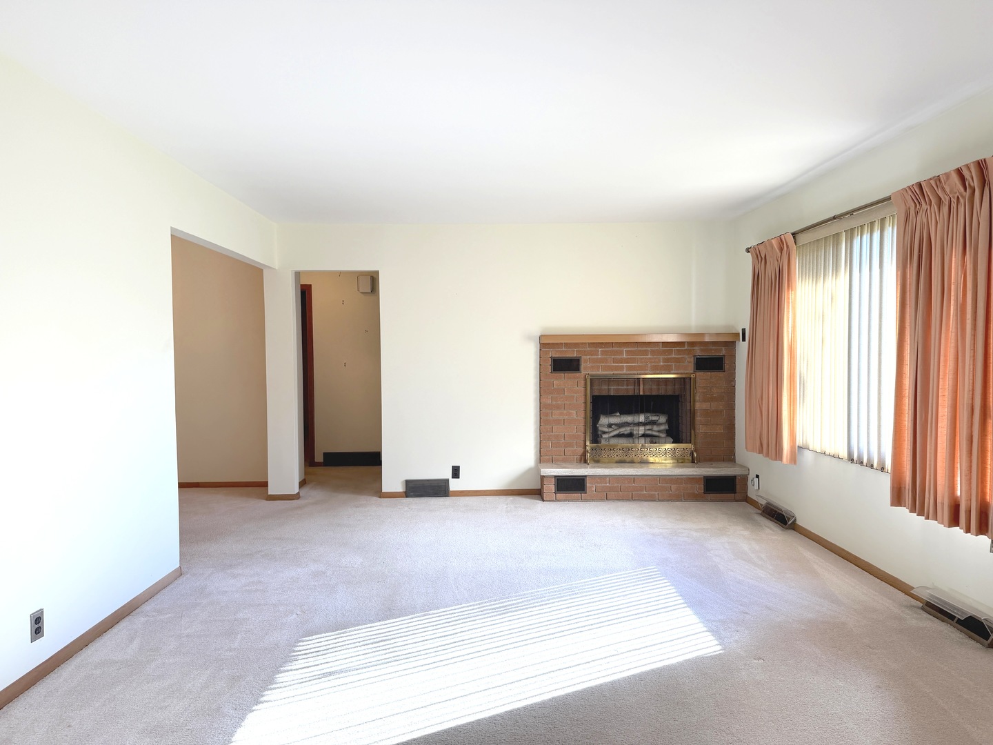 22 Old Brick Road Murphysboro, IL 62966 - Photo 3 of 27 Gallery Image 3