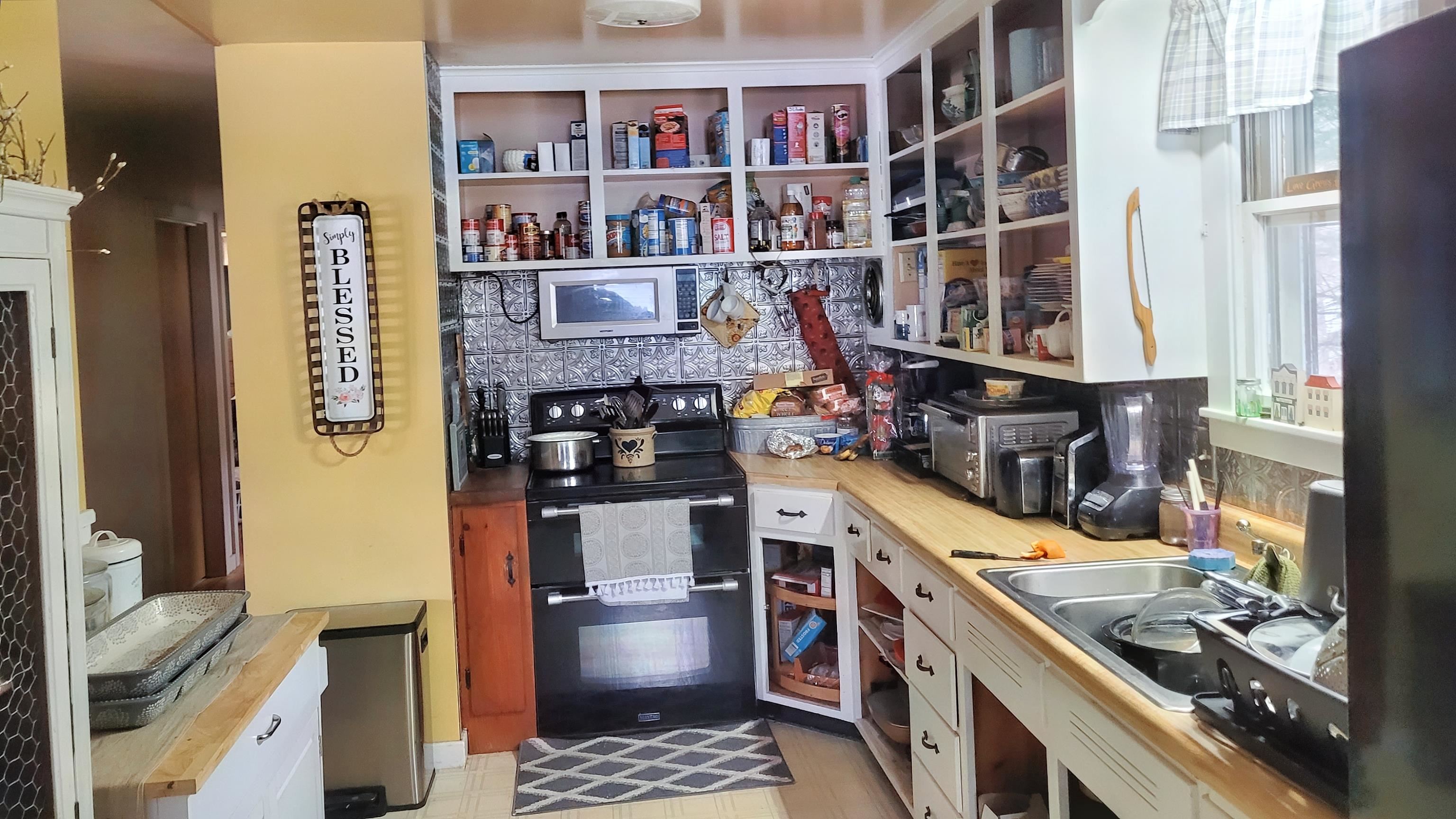 4 Lamson Avenue Springfield, VT 05156 - Photo 5 of 11