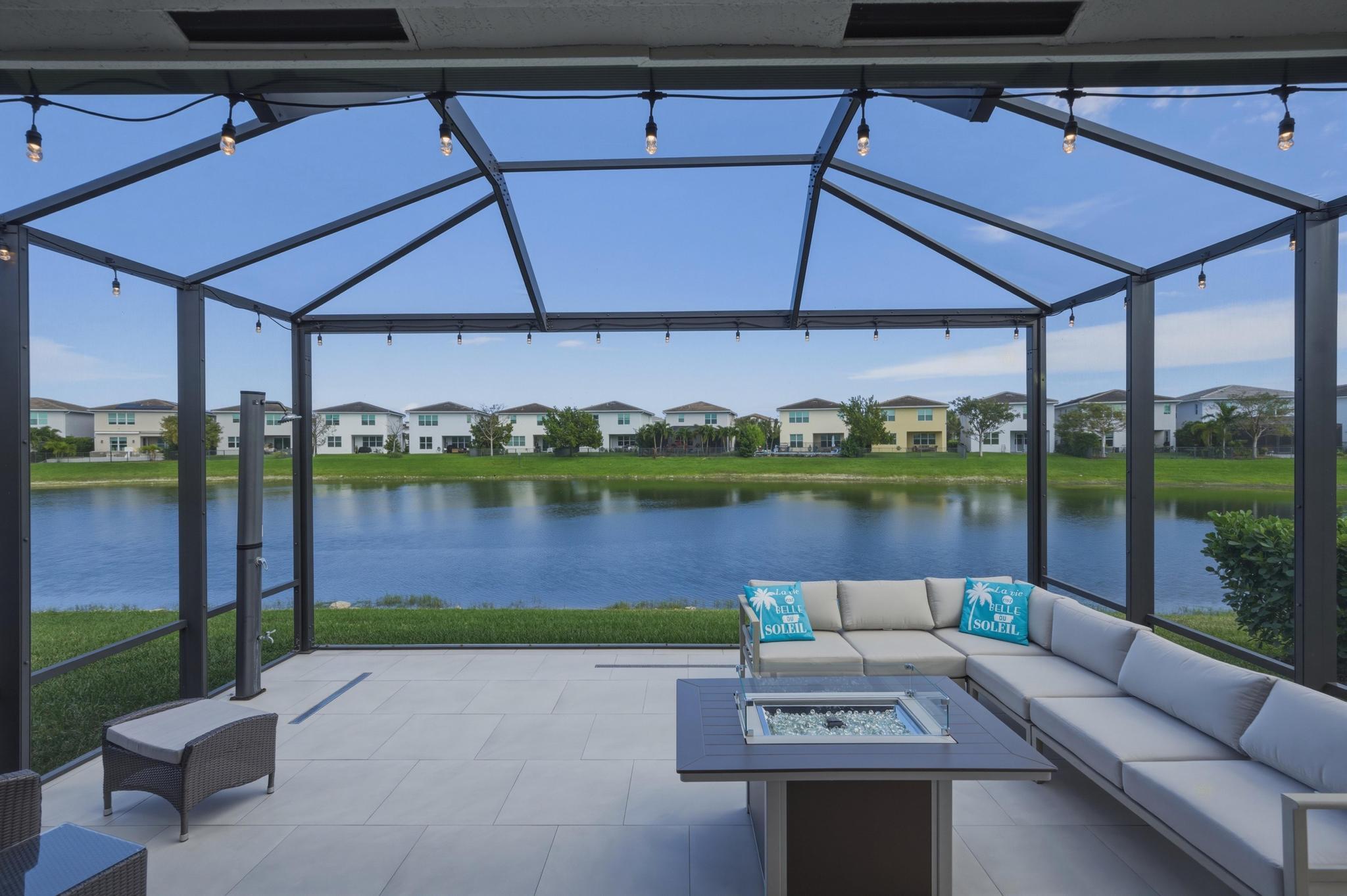 4122 Rosa Drive Deerfield Beach, FL 33064 - Photo 14 of 55 76f2a67e-69fd-4812-b448-a17ec0cba836