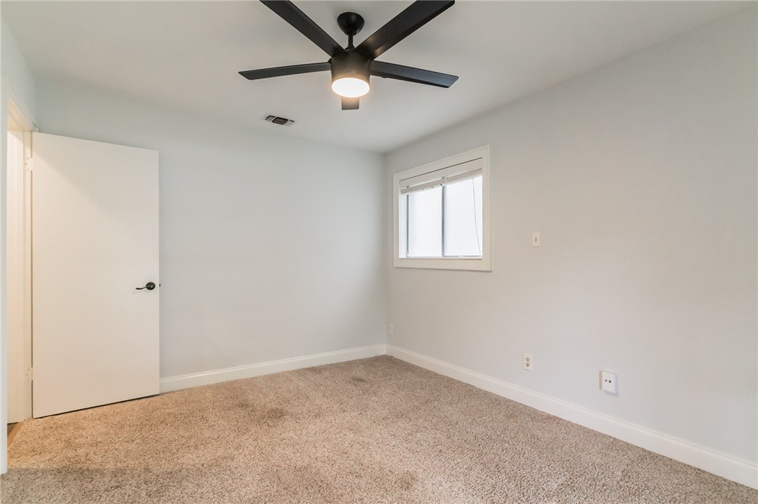 11911 Brookwood Road Austin, TX 78750 - Photo 15 of 30