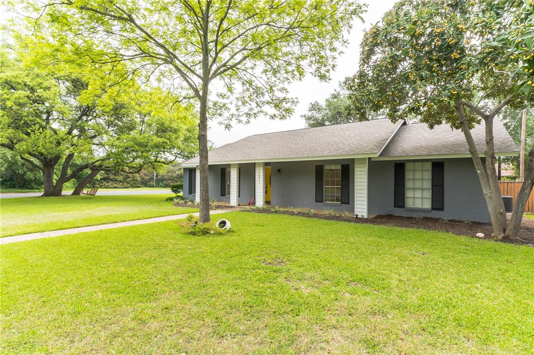 11911 Brookwood Road Austin, TX 78750 - Photo 2 of 30