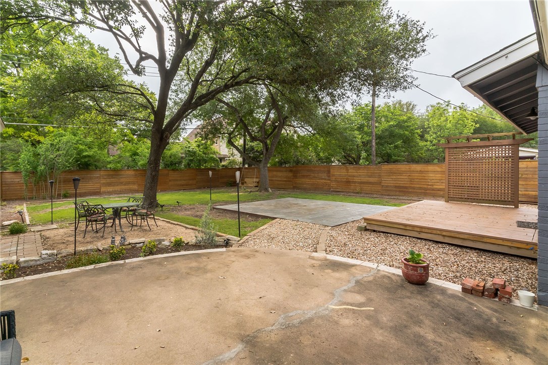 11911 Brookwood Road Austin, TX 78750 - Photo 25 of 30