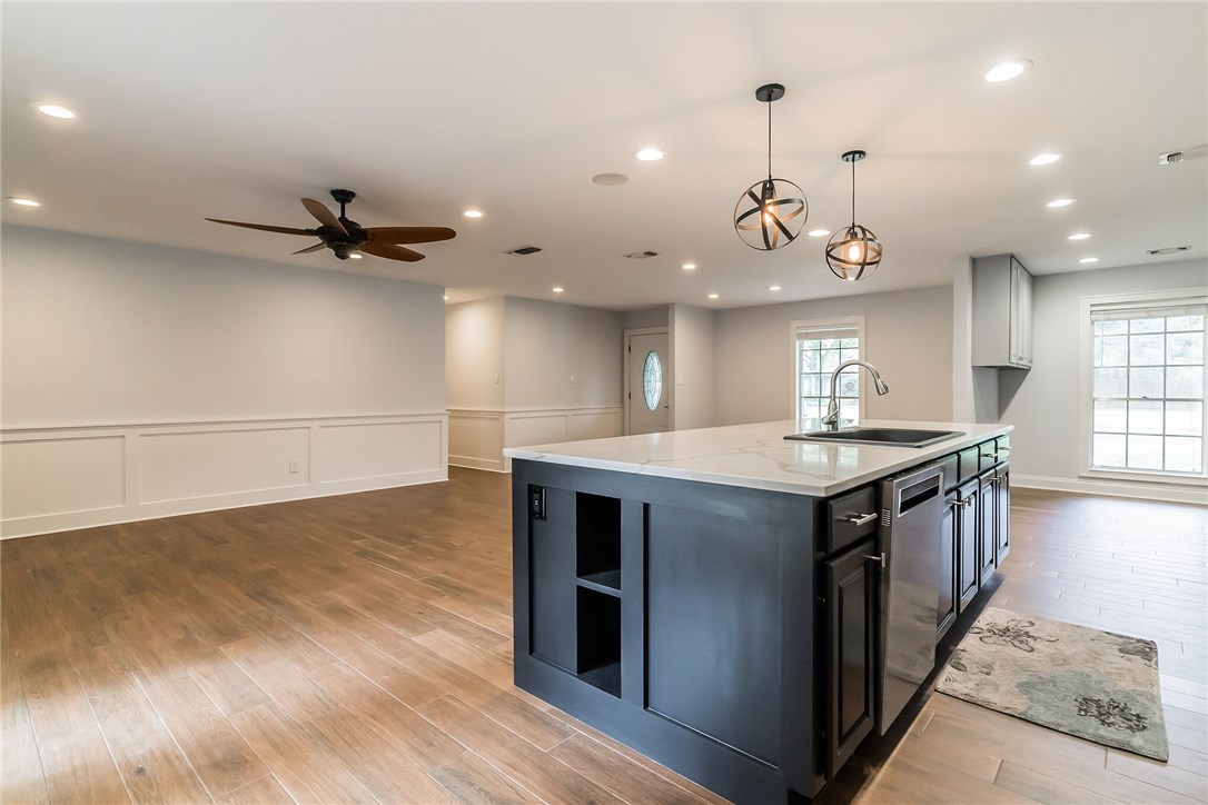 11911 Brookwood Road Austin, TX 78750 - Photo 8 of 30