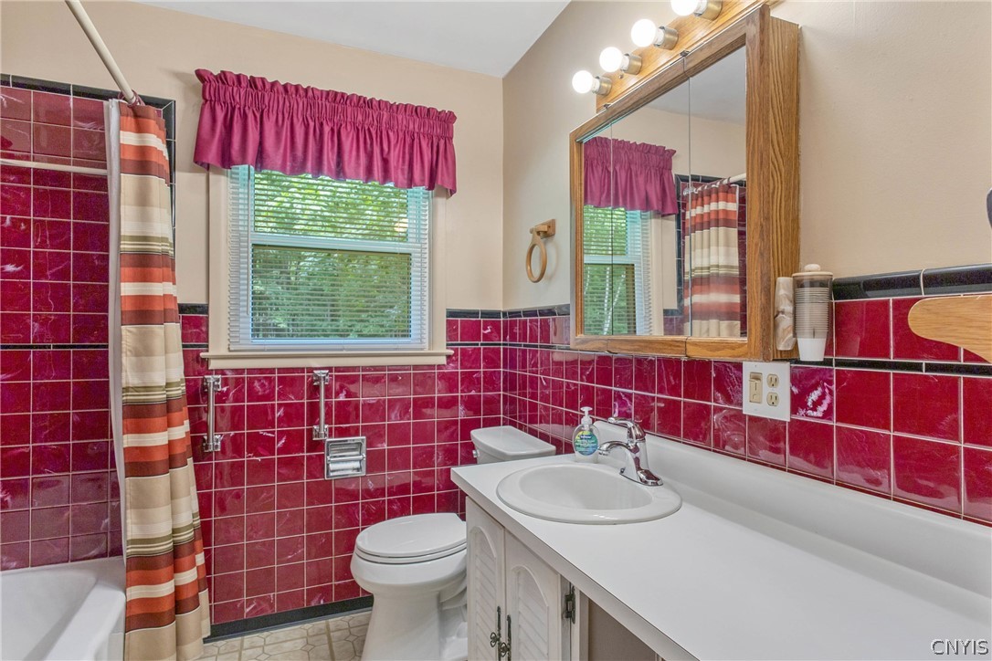 8252 Maple Road Clay, NY 13041 - Photo 30 of 49