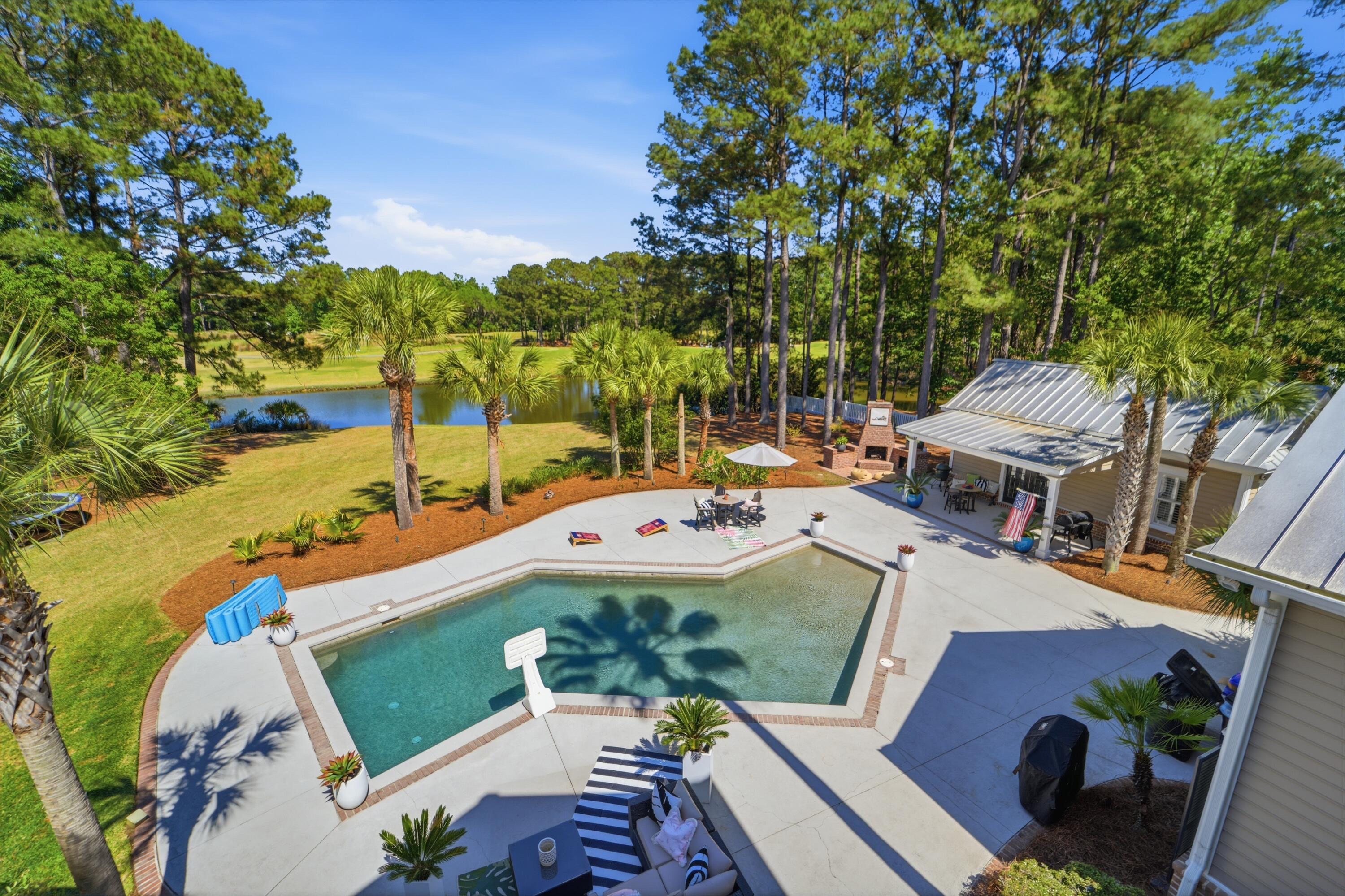 1833 Shell Ring Circle Mount Pleasant, SC 29466 - Photo 4 of 88 in-ground pool