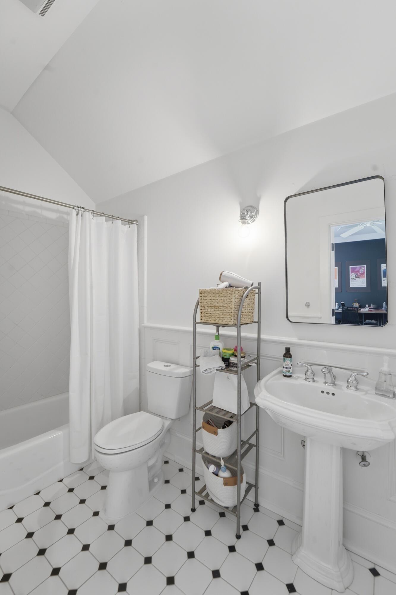 1833 Shell Ring Circle Mount Pleasant, SC 29466 - Photo 69 of 88 full bath