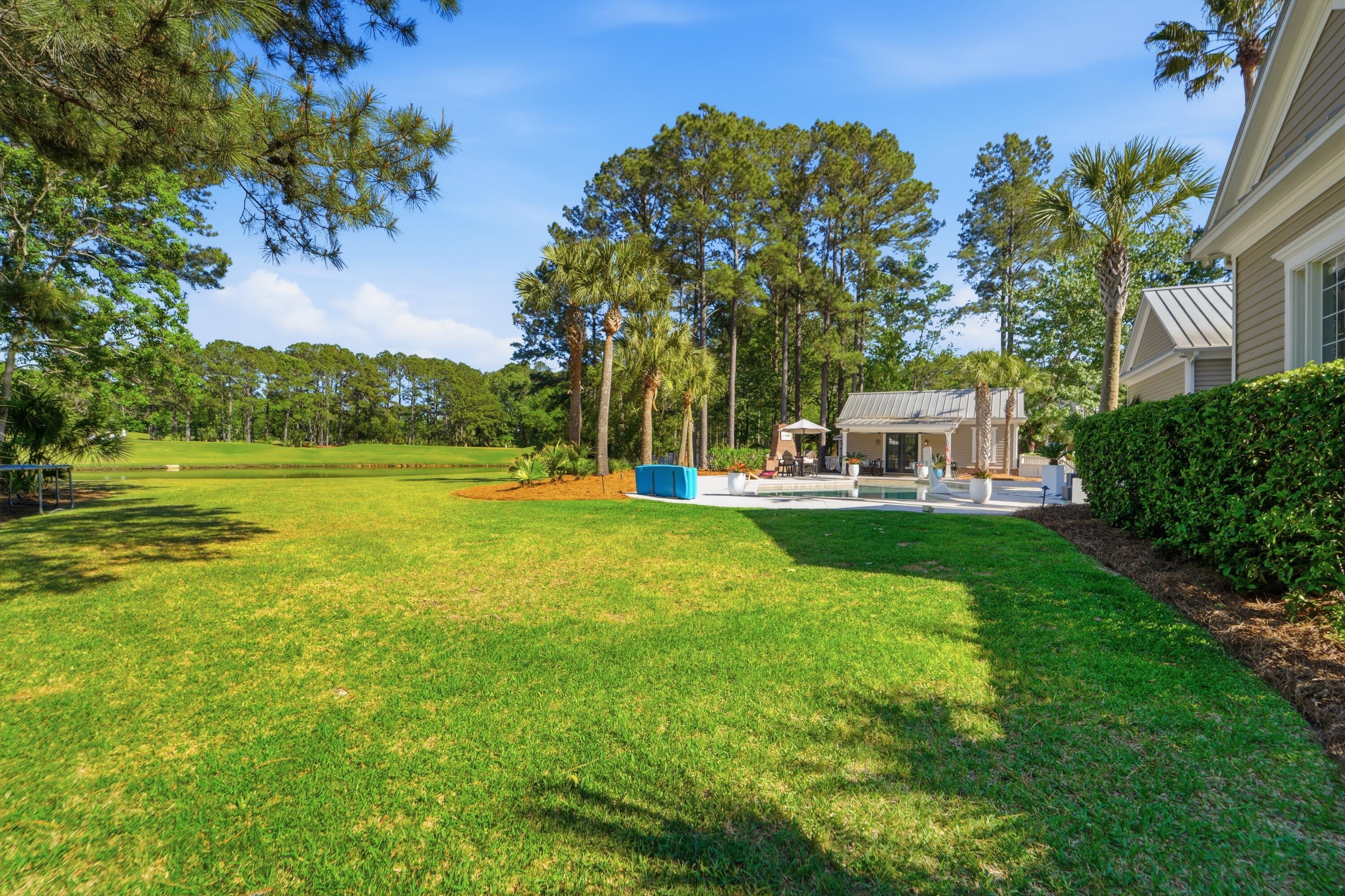 1833 Shell Ring Circle Mount Pleasant, SC 29466 - Photo 84 of 88 backyard