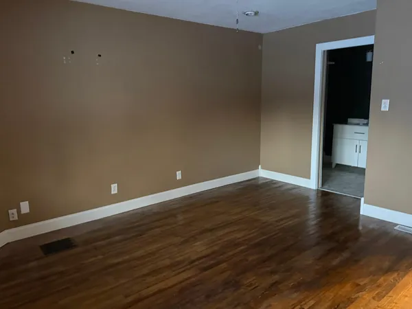 $139,000 | 300 Arnold Street, West Concord, MN 55985