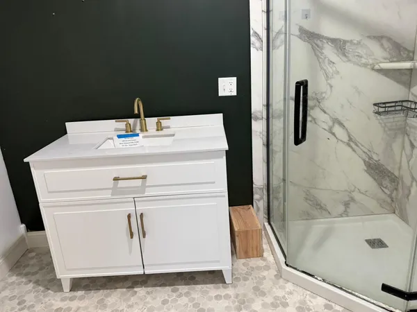 $139,000 | 300 Arnold Street, West Concord, MN 55985