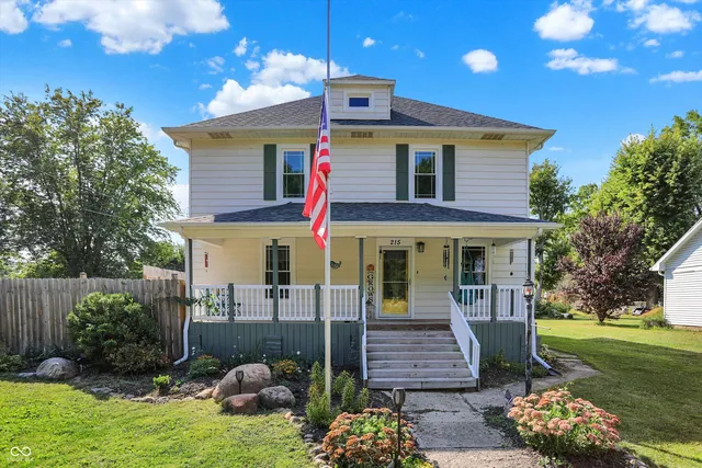 $295,000 | 215 Main Street, New Ross, IN 47968