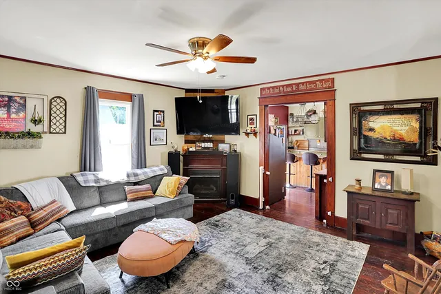 $295,000 | 215 Main Street, New Ross, IN 47968