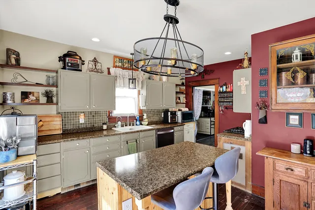 $295,000 | 215 Main Street, New Ross, IN 47968