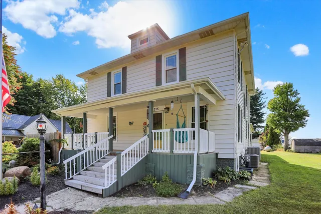 $295,000 | 215 Main Street, New Ross, IN 47968