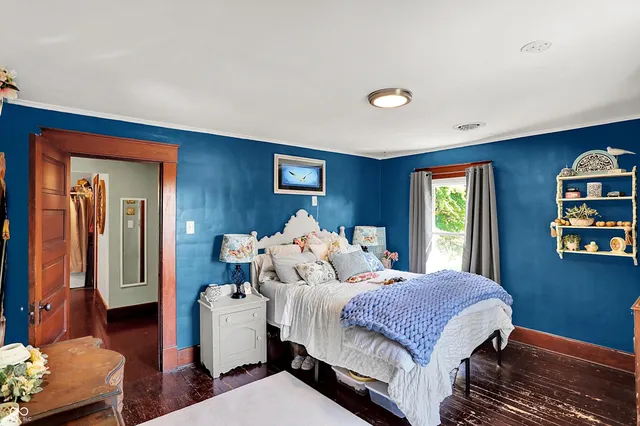 $295,000 | 215 Main Street, New Ross, IN 47968