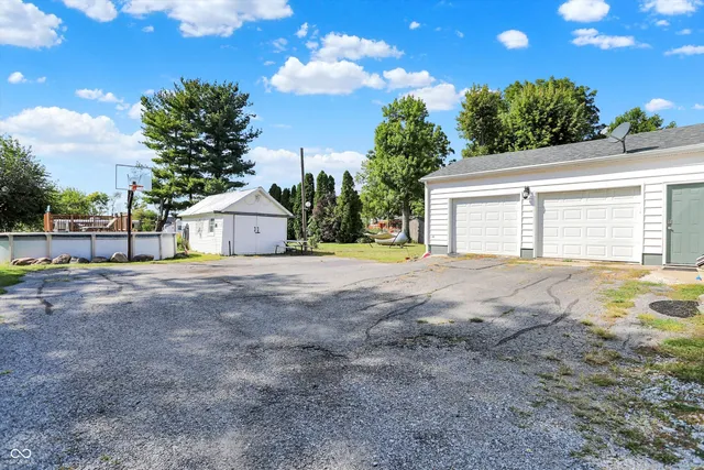 $295,000 | 215 Main Street, New Ross, IN 47968