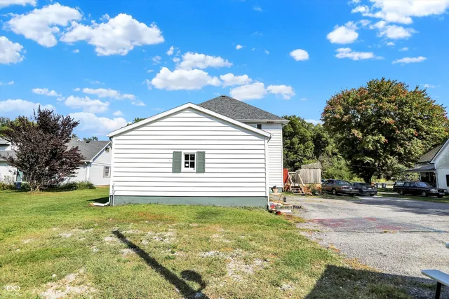 $295,000 | 215 Main Street, New Ross, IN 47968