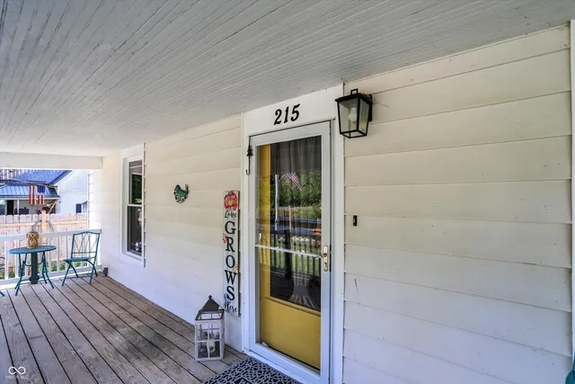 $295,000 | 215 Main Street, New Ross, IN 47968