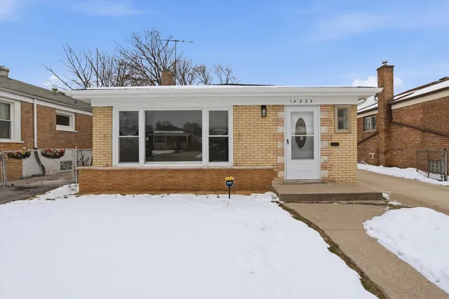 $230,000 | 14223 University Avenue, Dolton, IL 60419