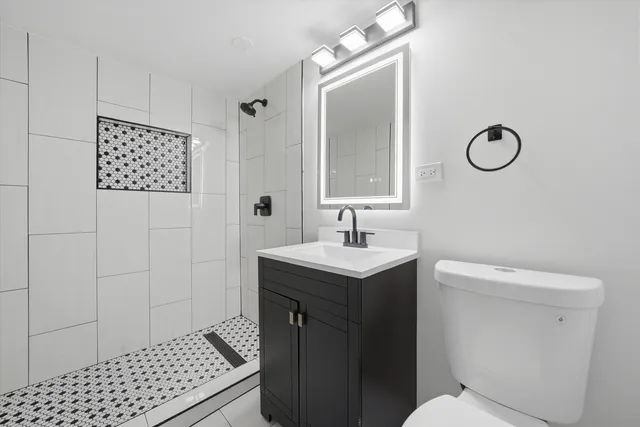 $230,000 | 14223 University Avenue, Dolton, IL 60419